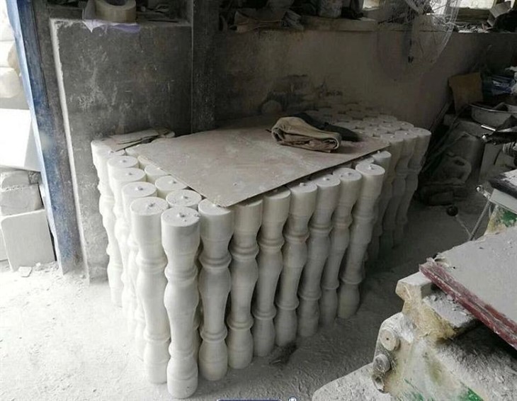 Customized-Chinese-White-Marble-Stone-Baluster-for-Railing.webp (2)(001)