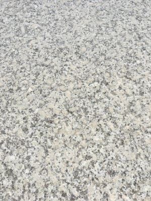 G602 Gri Granit Karo