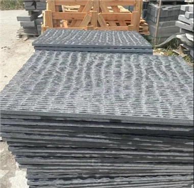 Siyah Granit Su Özellikli Duvar