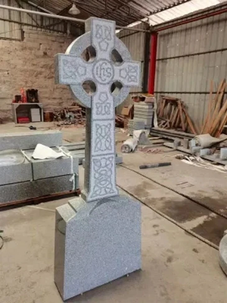 Customized-Hand-Carved-Natural-Stone-Granite-Tombstone.webp (5)(001)
